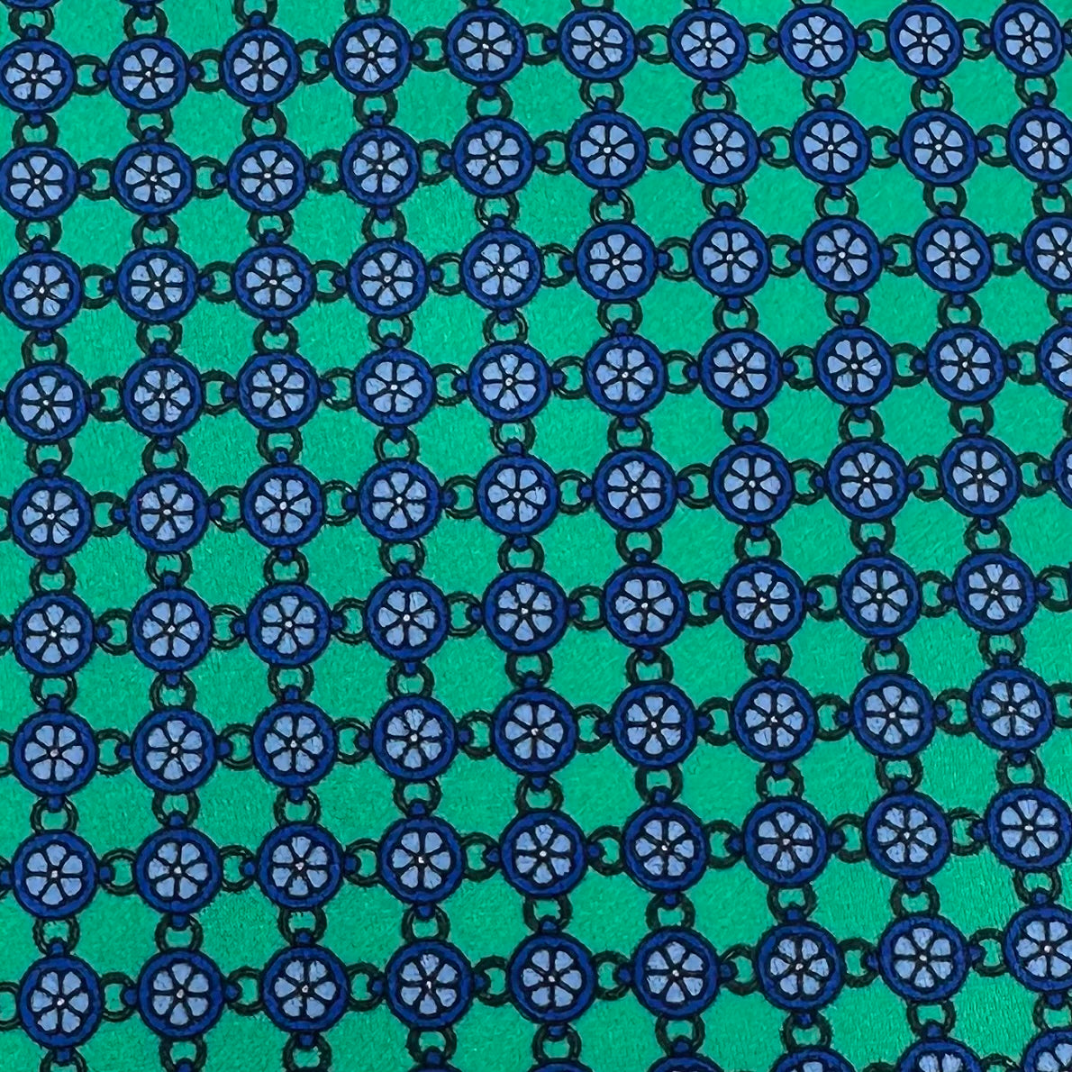 #color_Green