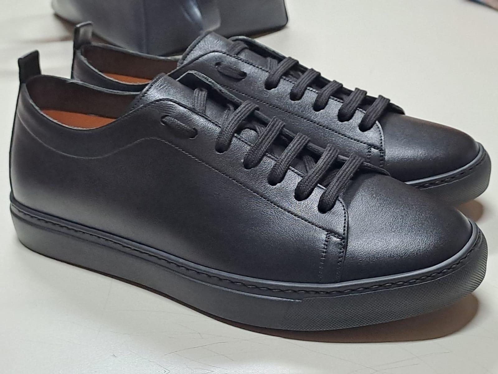 THE ASCENT SNEAKER