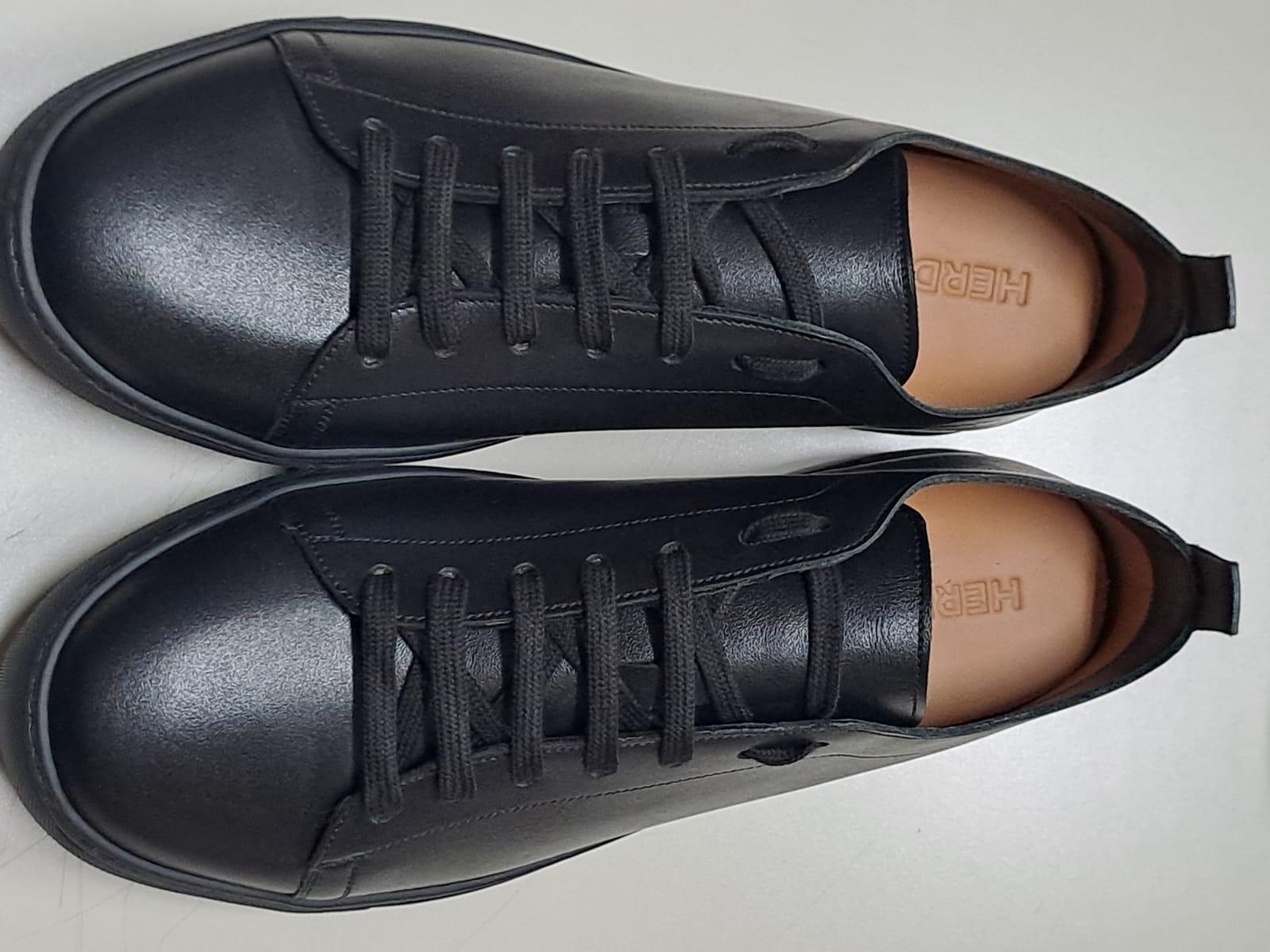 THE ASCENT SNEAKER